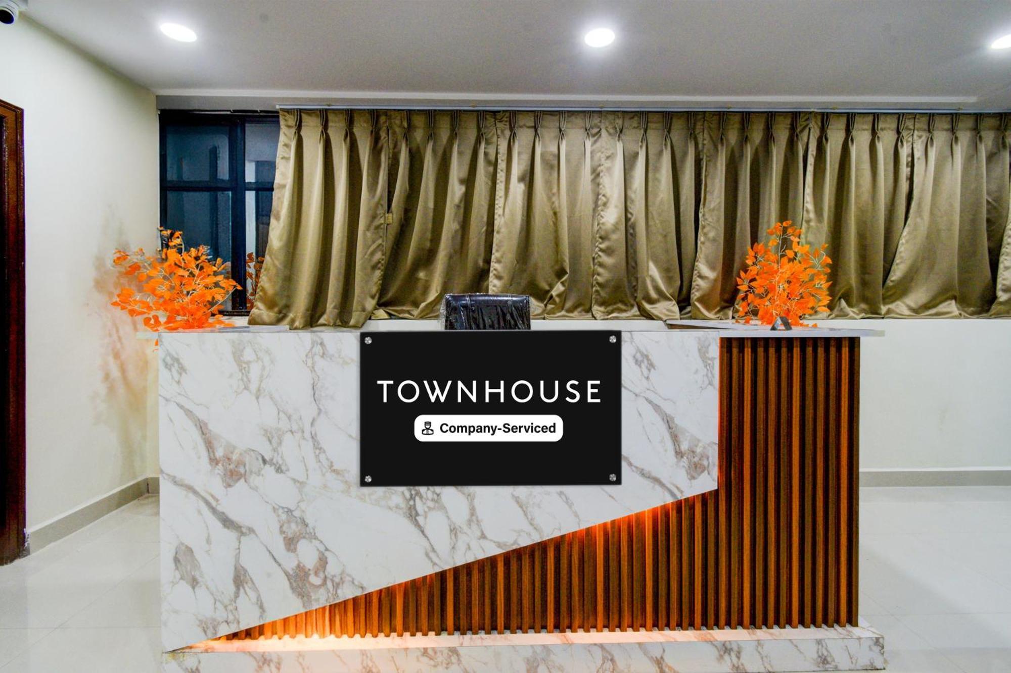 Super Townhouse Kukatpally North Formerly Munagala Arcade Hyderabad Eksteriør billede