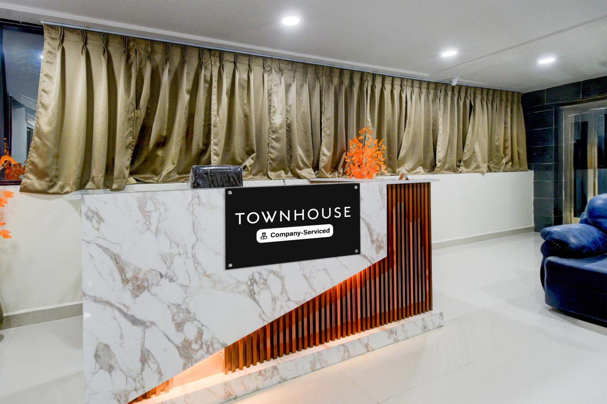Super Townhouse Kukatpally North Formerly Munagala Arcade Hyderabad Eksteriør billede
